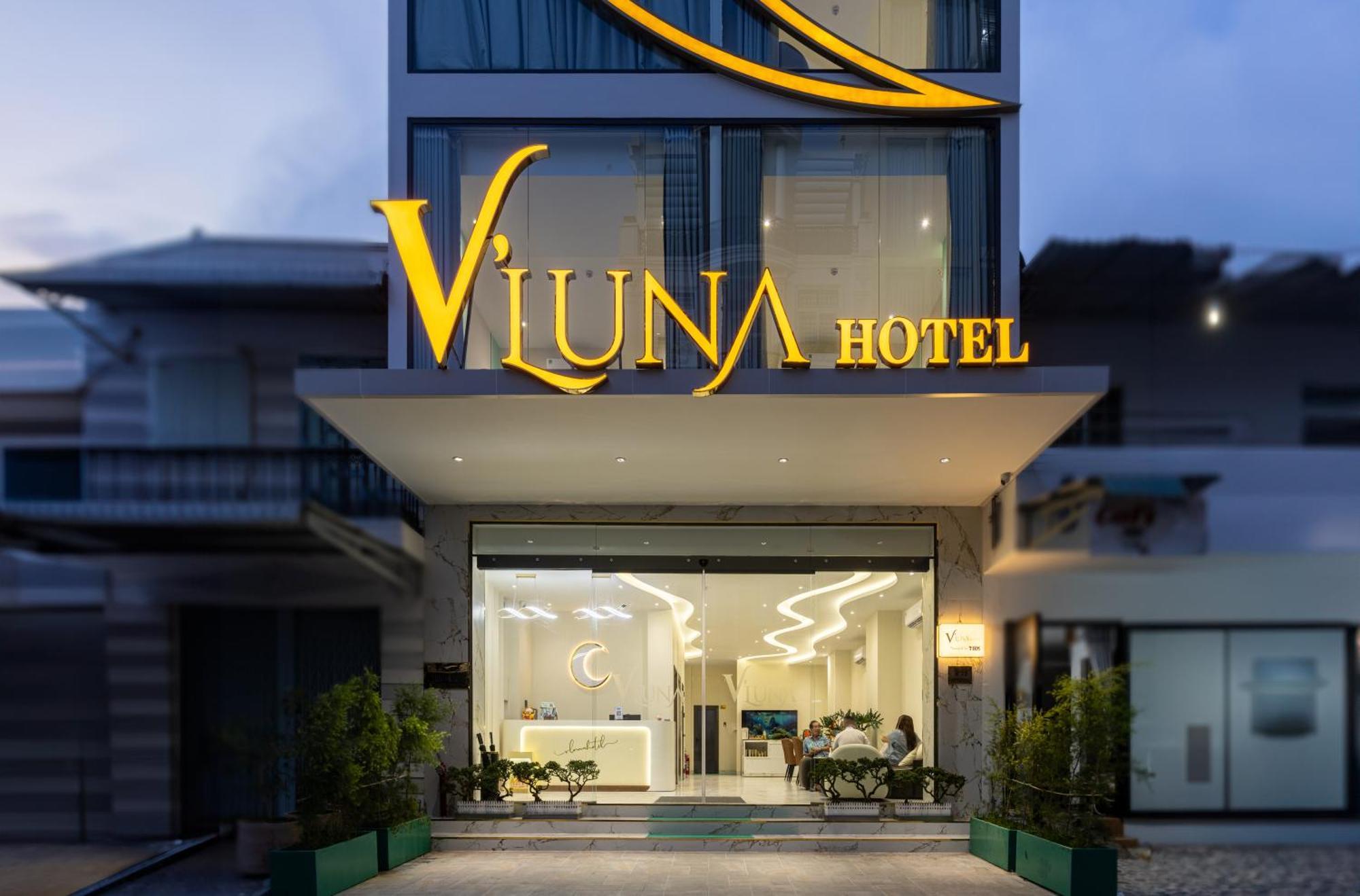V'Luna Hotel - Managed By Thm カントー エクステリア 写真
